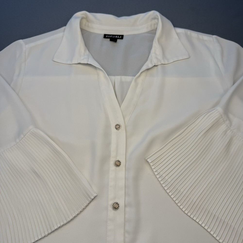 Roz & Ali Women's Plus 2X Ivory V-Neck Pleated Bell Sleeve Pearl Tunic Blouse